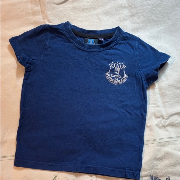 Everton Kids Blue T-Shirt - Picture 1 of 4